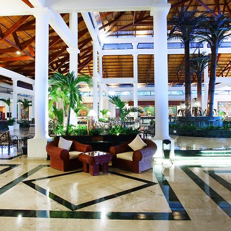 Bahia Principe Grand Bavaro - All Inclusive Punta Cana Esterno foto Lobby