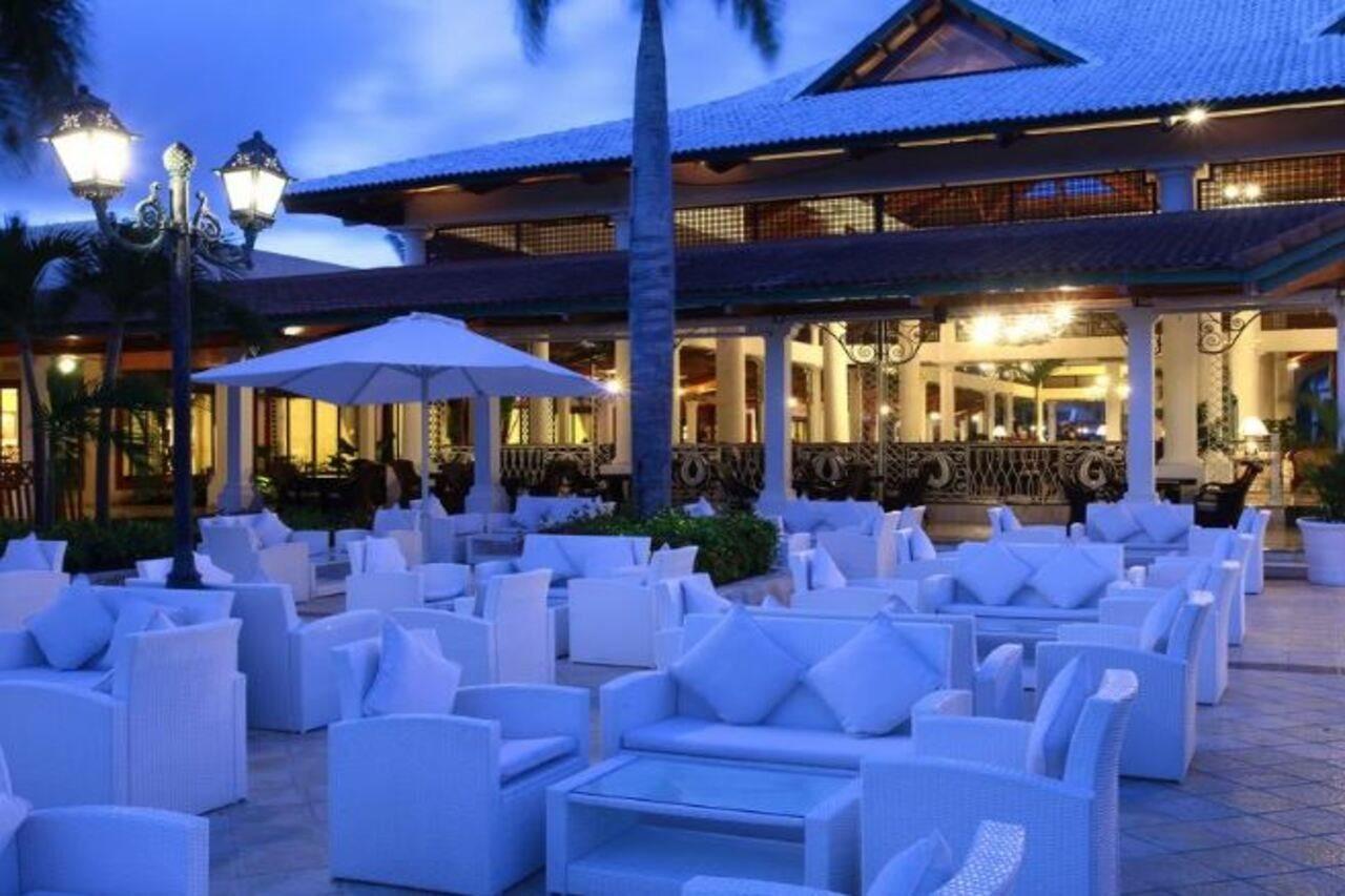 Bahia Principe Grand Bavaro - All Inclusive Punta Cana Esterno foto The lobby of the resort